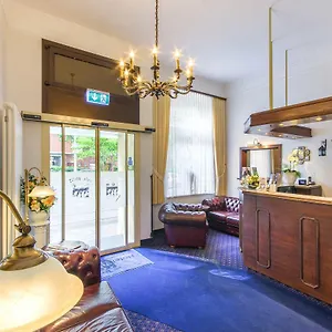 https://hotel-weber.topcolognehotels.com